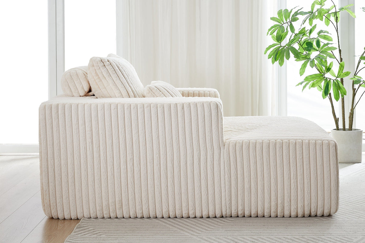 OPHELIA 49" Lounge Chair