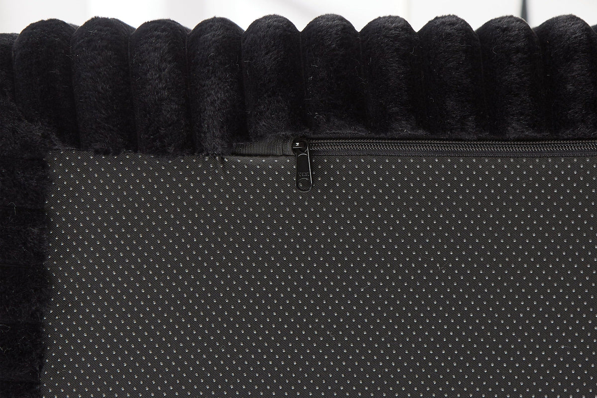 OPHELIA 55" Lounge Chair