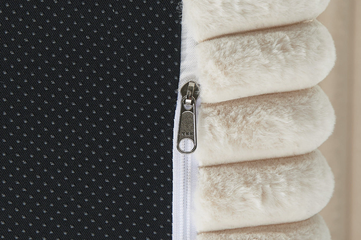 OPHELIA 55" Lounge Chair