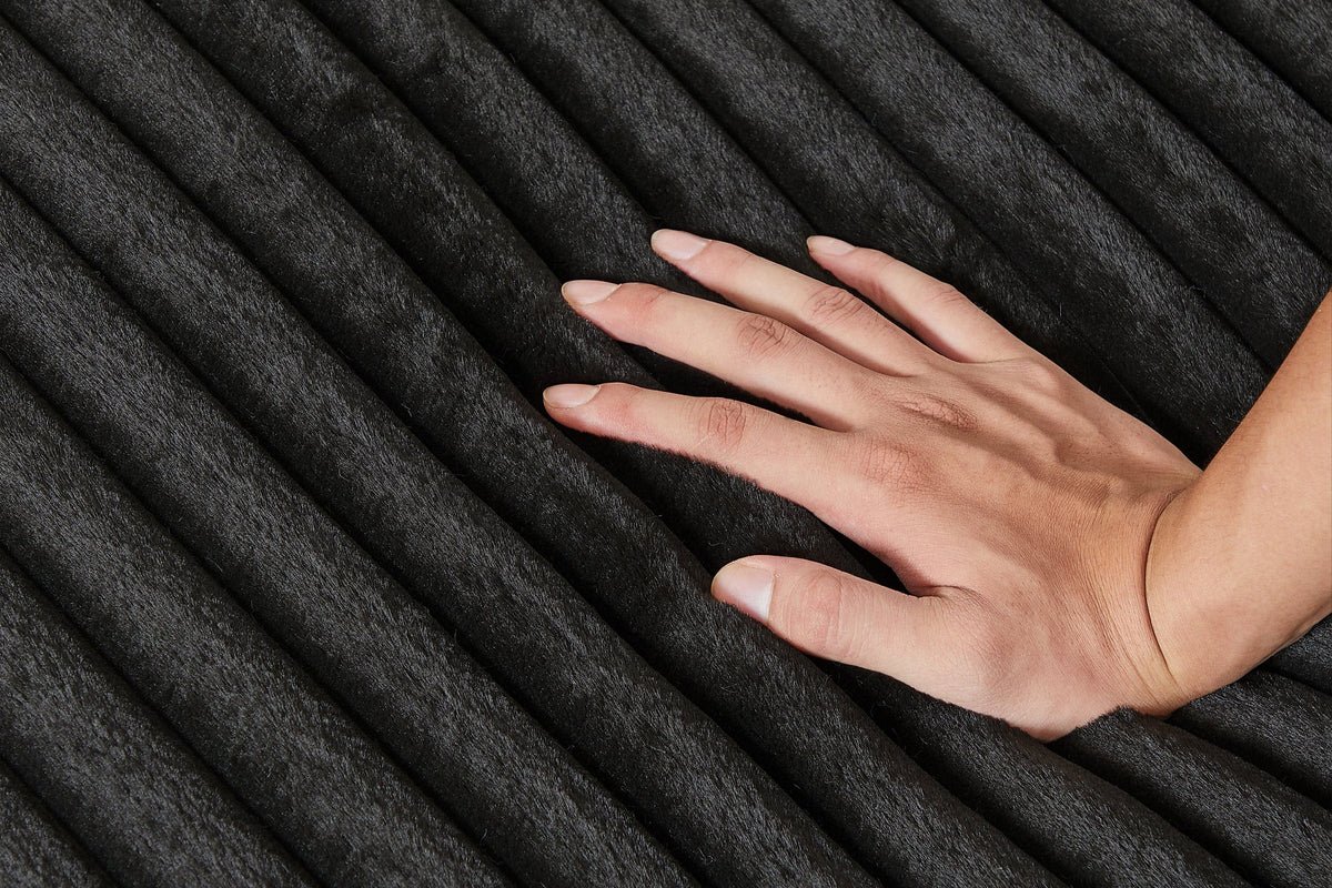 OPHELIA 87" Oversized Sofa