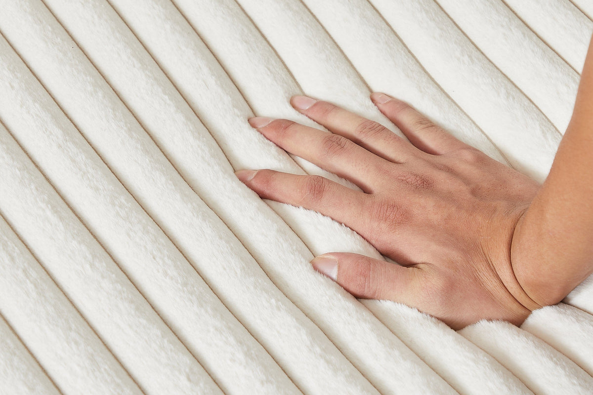 OPHELIA 87" Oversized Sofa