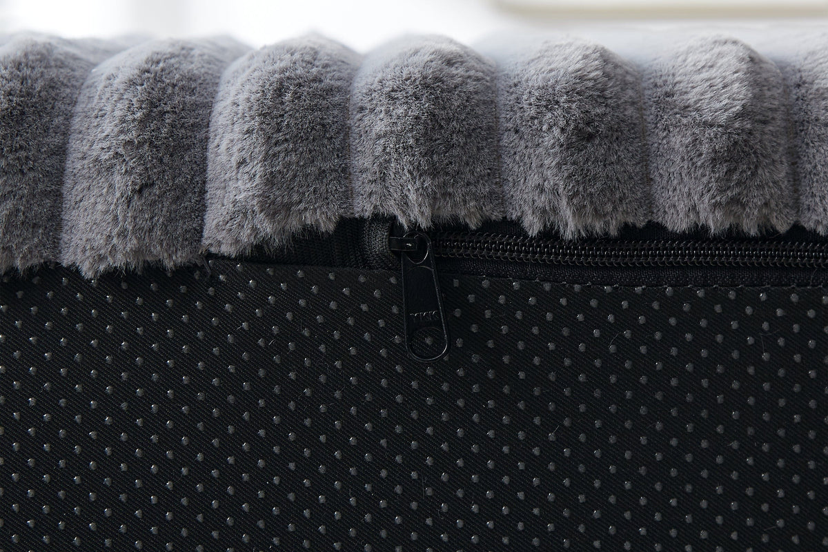 OPHELIA 55" Lounge Chair