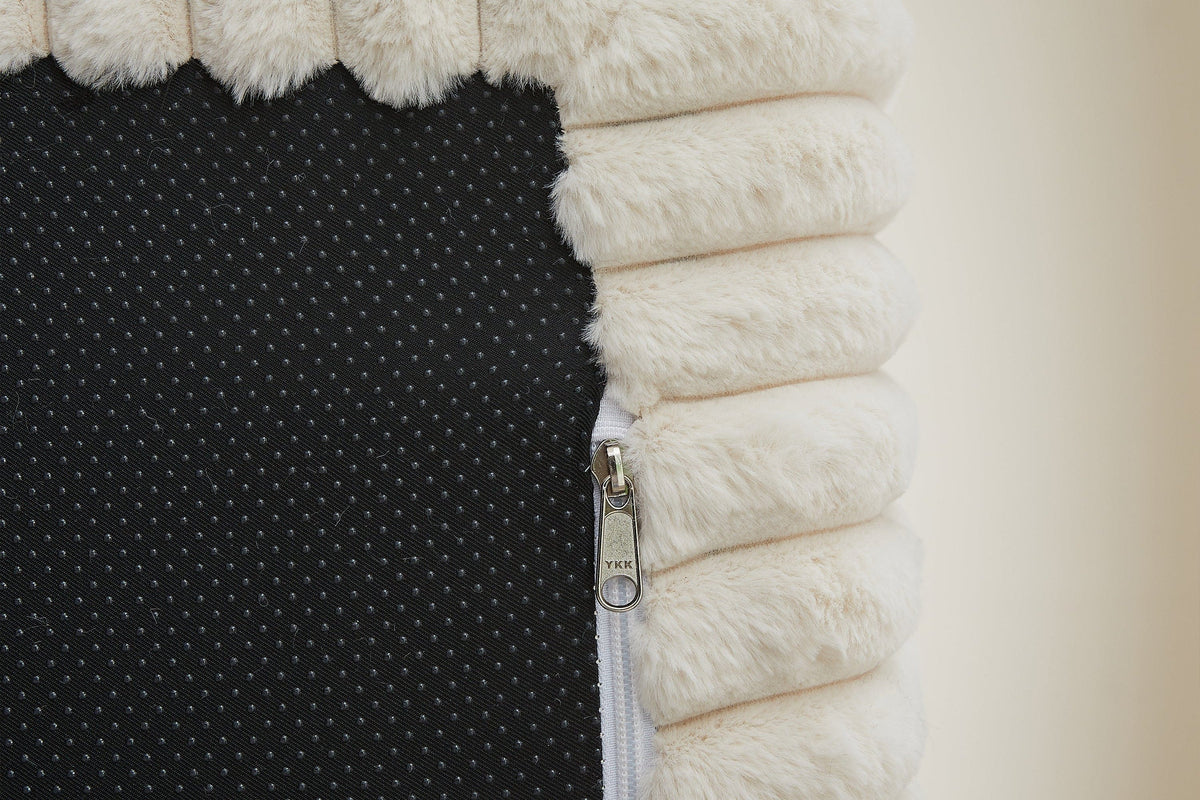 OPHELIA 49" Lounge Chair