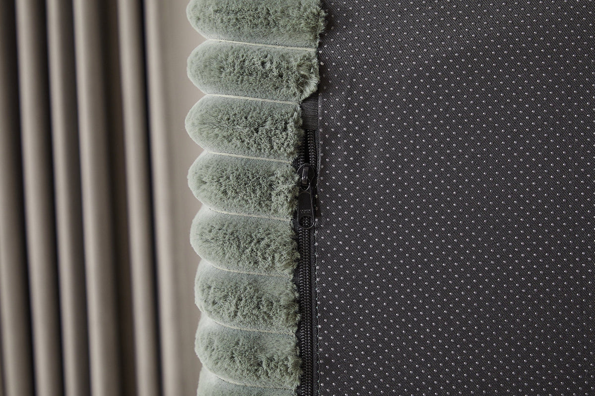 OPHELIA 55" Lounge Chair