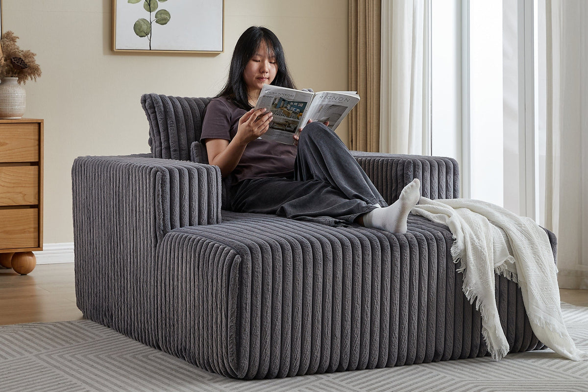 OPHELIA 49" Lounge Chair