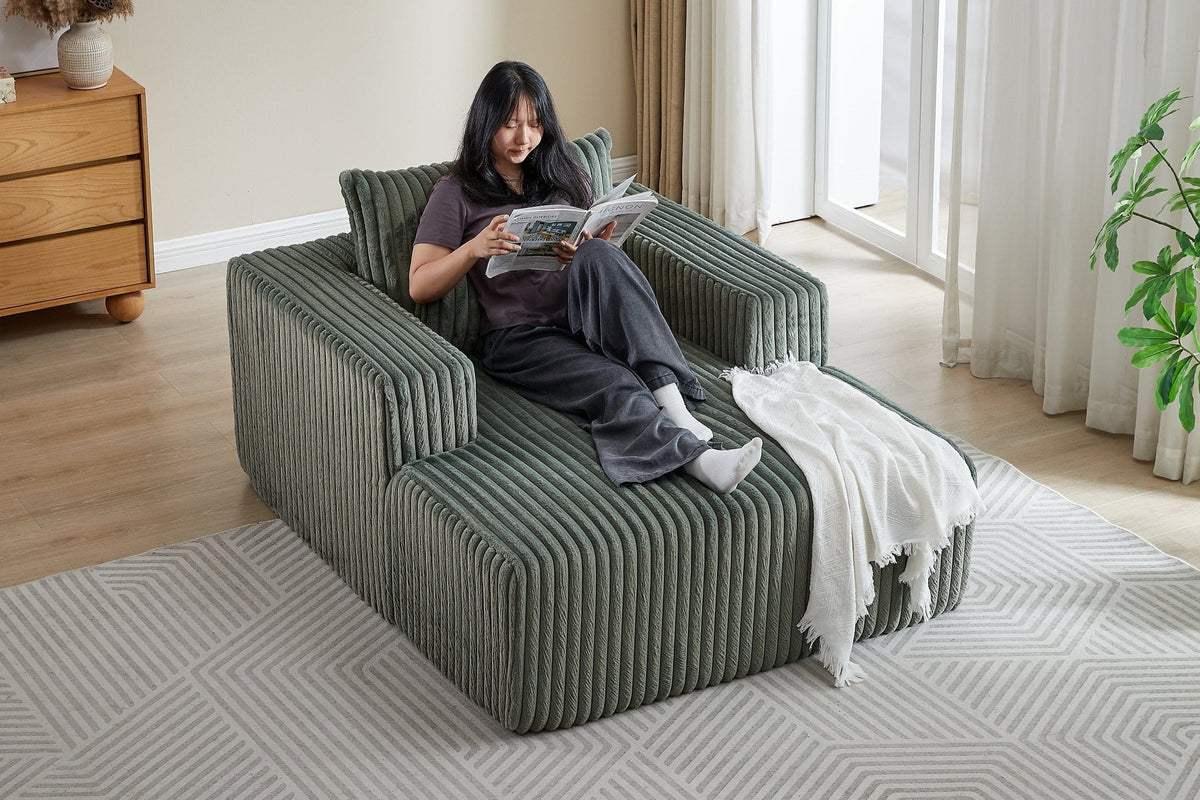 OPHELIA 49" Lounge Chair